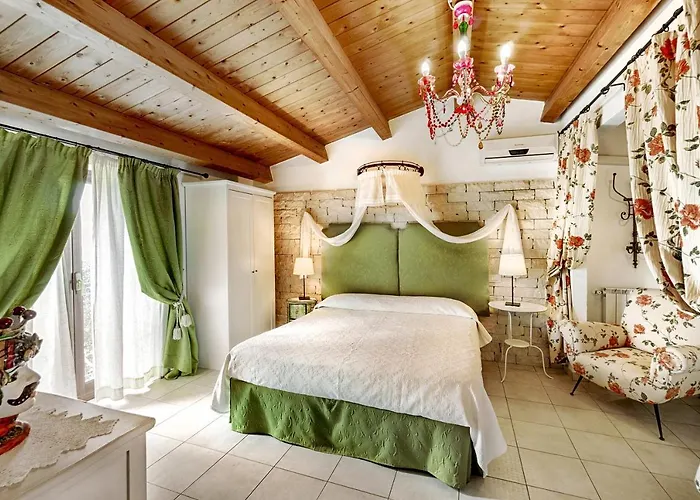 Villa U Marchisi B&B